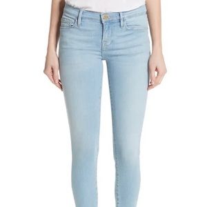 FRAME Le Skinny de Jeanne